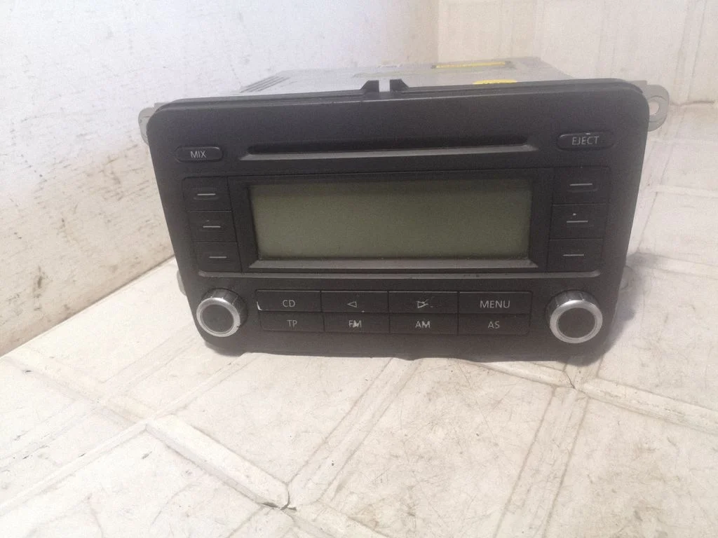 Radio, odtwarzacz CD/DVD, nawigacja VWZ2Z2E1013348