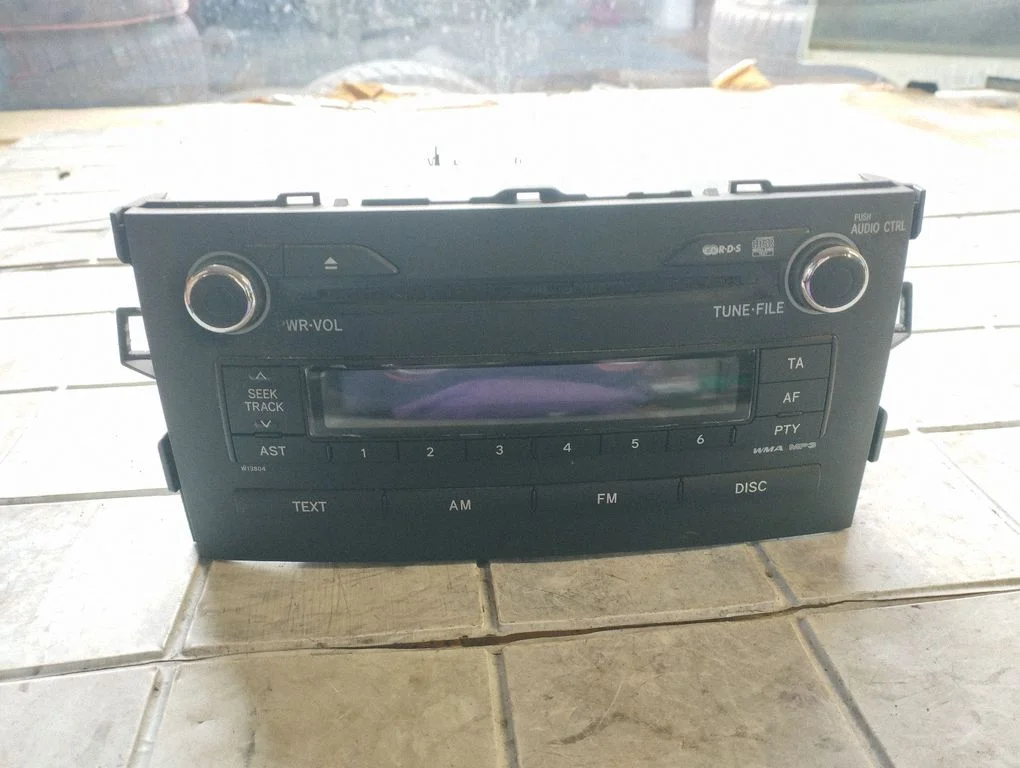 Raadio / CD/DVD-mängija / navigatsioon – Toyota Auris 150 (2006-2012)