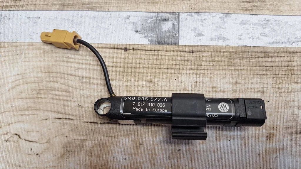 Aerial antenna amplifier 5M0035577A