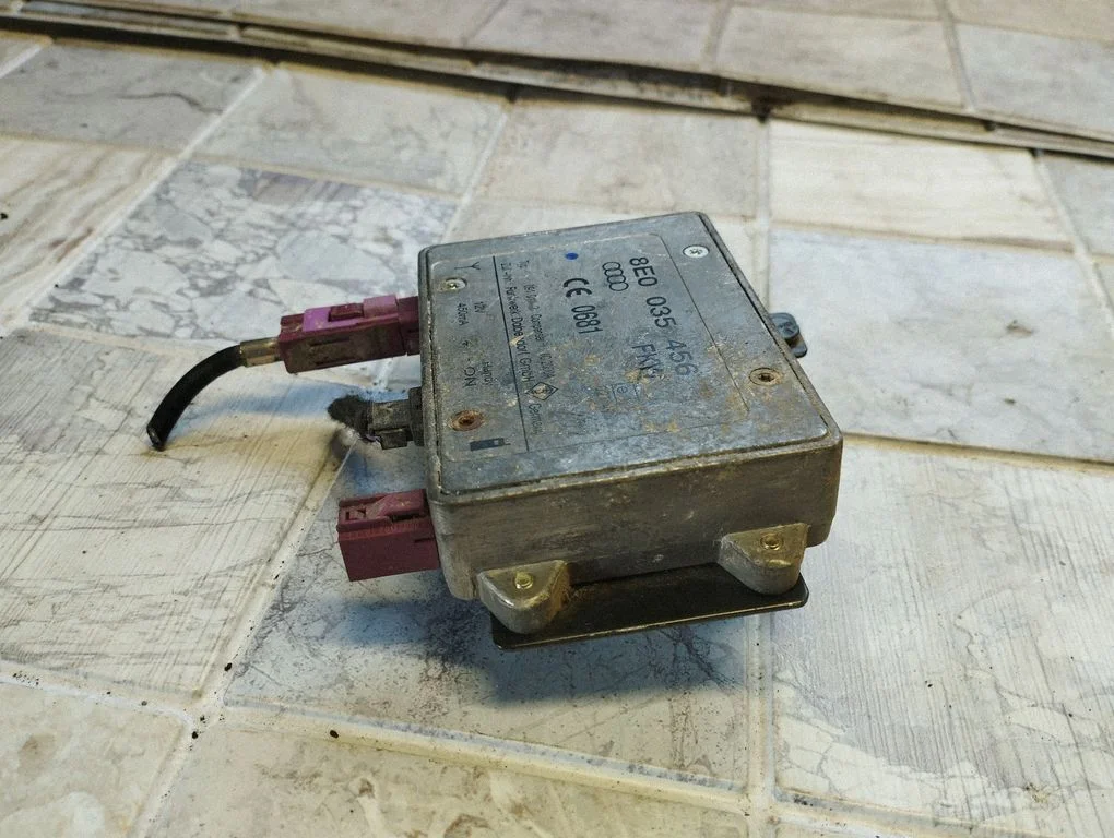 Aerial antenna amplifier 8E0035456