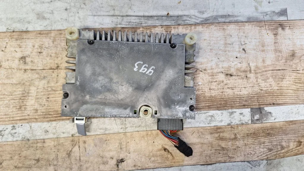 Sound amplifier 94AP18T806AA