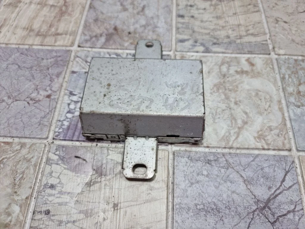 Aerial antenna amplifier – KIA Ceed (2006-2012)