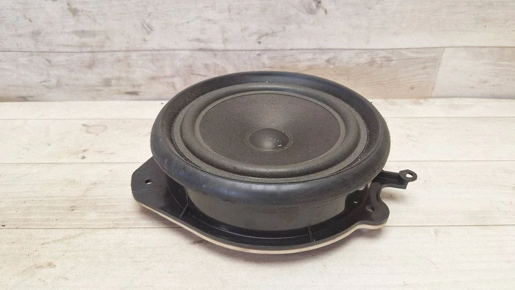 Front door speaker 8E0035411