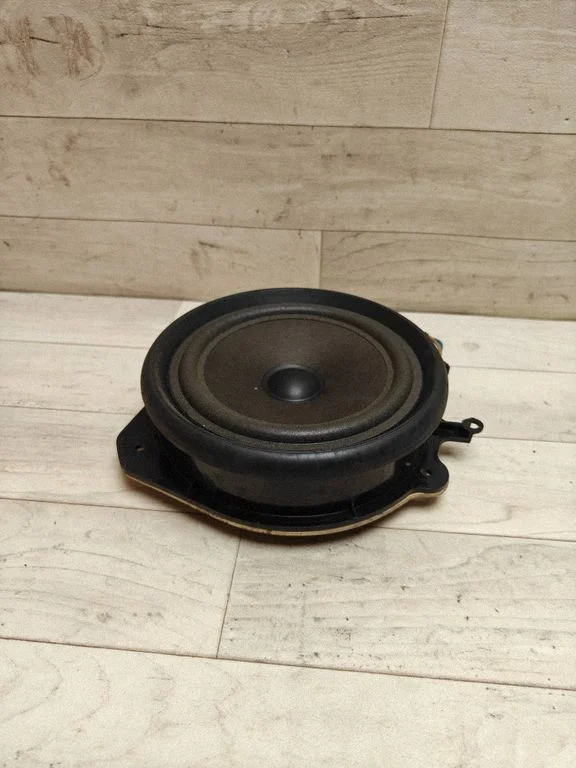 Front door speaker 8E0035411