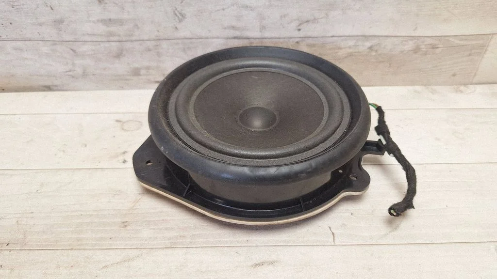 Front door speaker 8E0035411