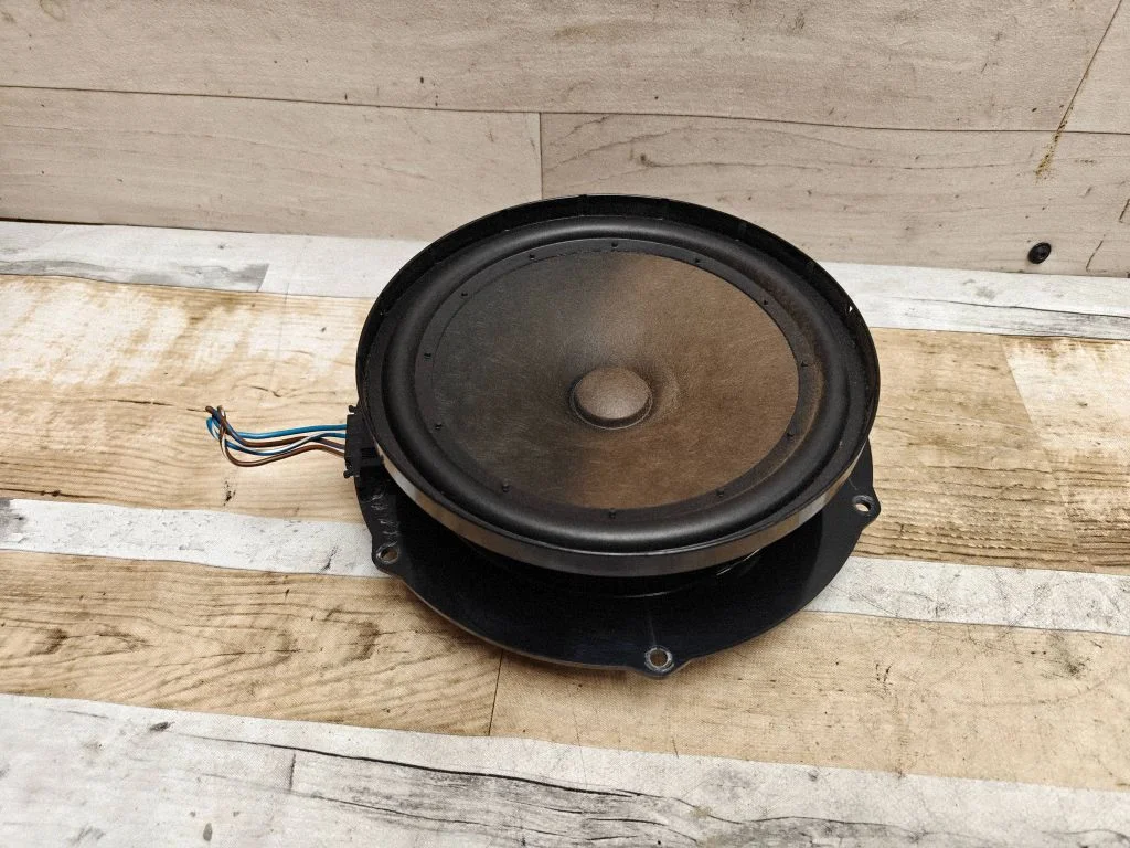 Esiukse kõlar(id) 1Z0035411A