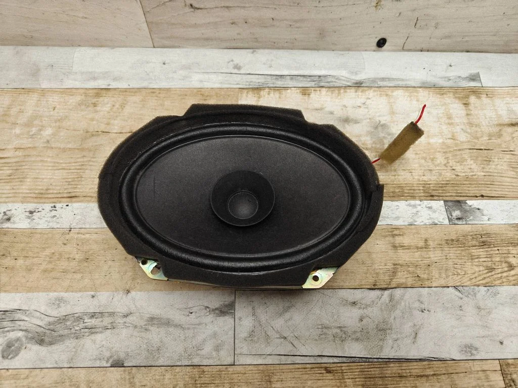 Front door speaker C23566960