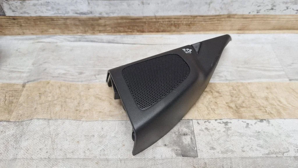 Front door speaker – Volvo V60 (2011-2013)