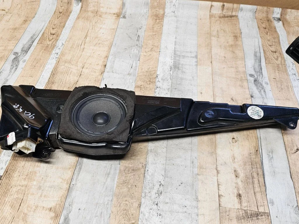 Front door speaker 8360775