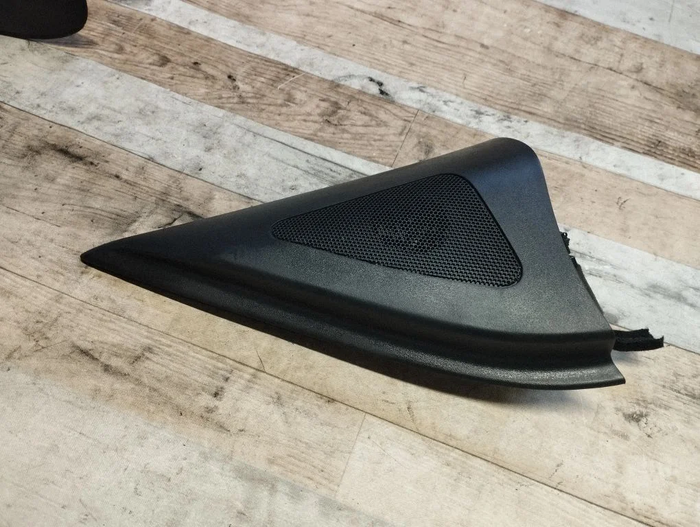 Front door speaker 876612B010