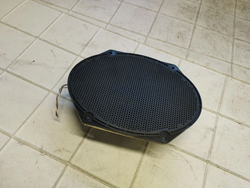 Front door speaker XW7F18808AB