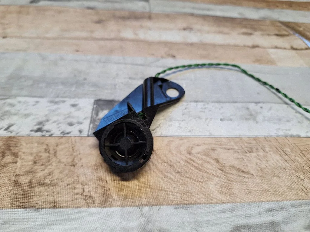 Front door speaker 8362527