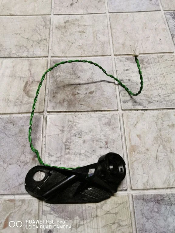 Front door speaker 2752507981