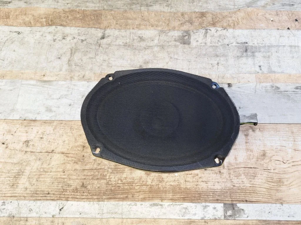 Front door speaker – Chrysler Sebring (ST-22 - JR) (2000-2007)