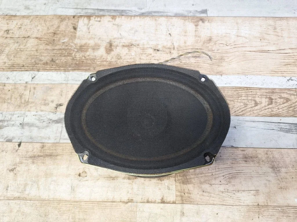 Front door speaker – Chrysler Sebring (ST-22 - JR) (2000-2007)