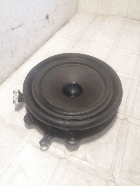 Front door speaker 8E0035411