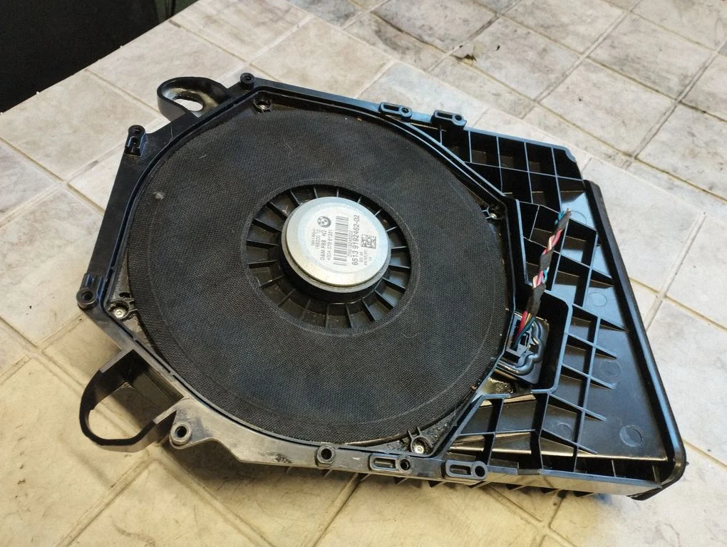 Subwoofer speaker 6513919246202