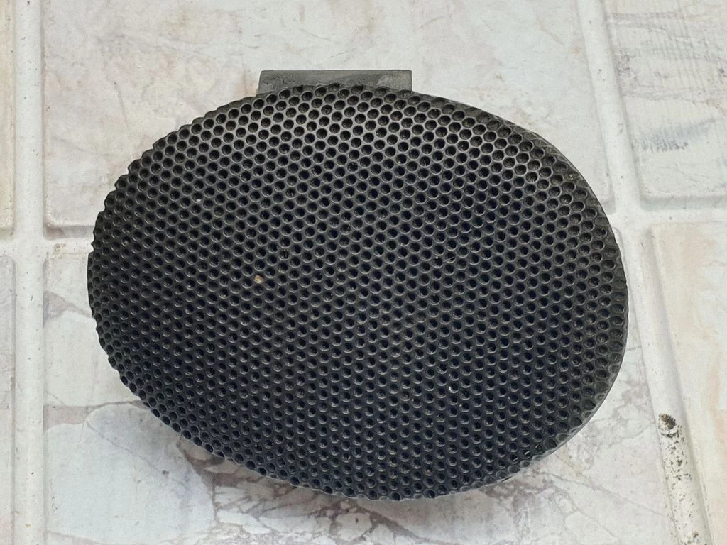 Skaļrunis panelī 95VW18808