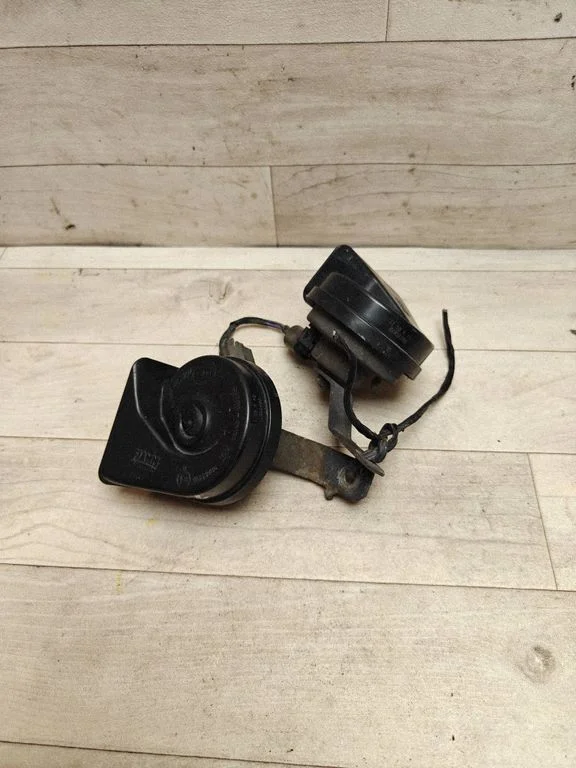 Sygnał dźwiękowy (klakson) 08635071