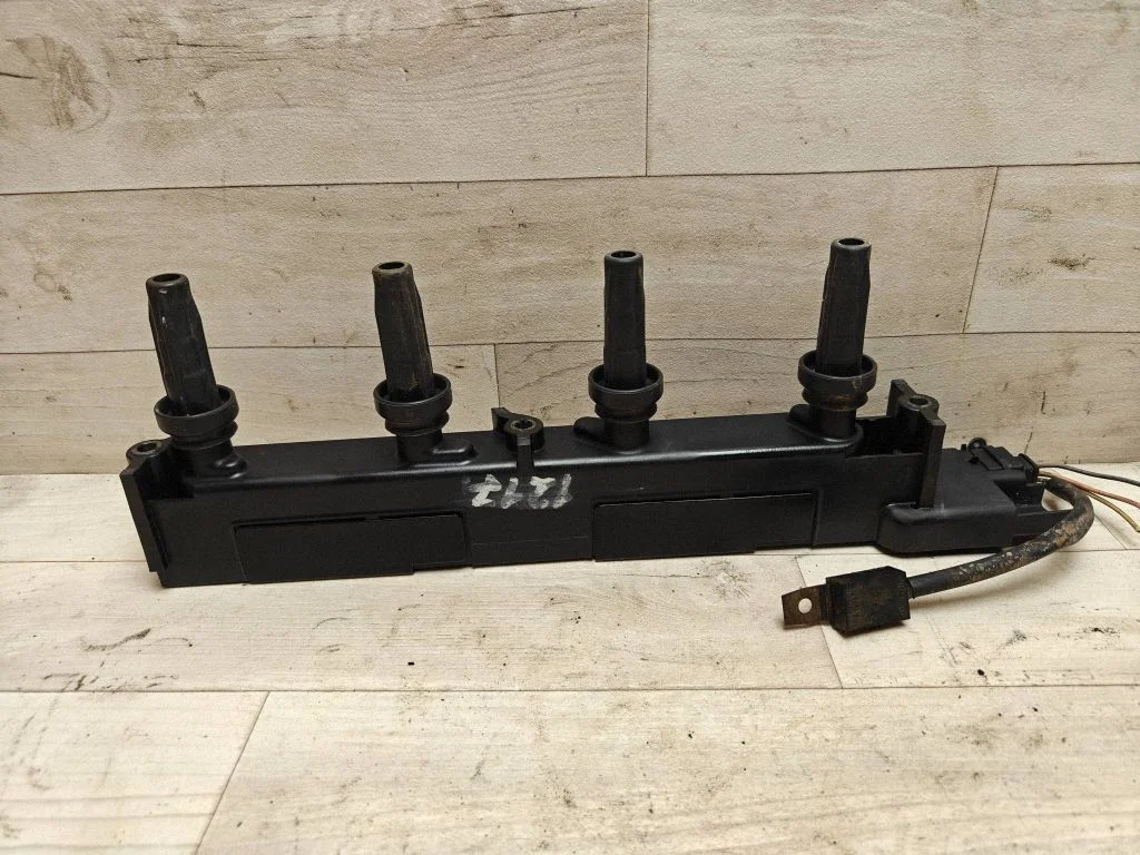 High voltage ignition coil 2526118A