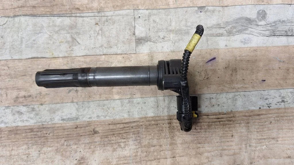 High voltage ignition coil 68070492AD