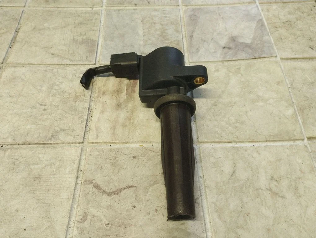 Kõrgepinge süütepool – Mazda 3 I (2007-2008)