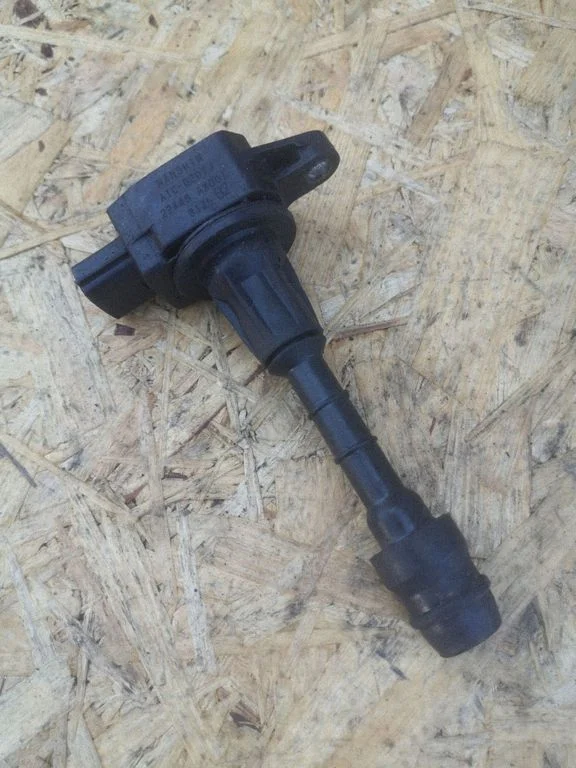 High voltage ignition coil 22448AX001