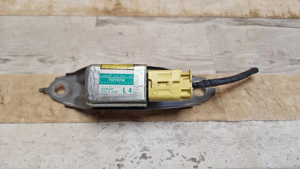 Airbag deployment crash/impact sensor 8983447020