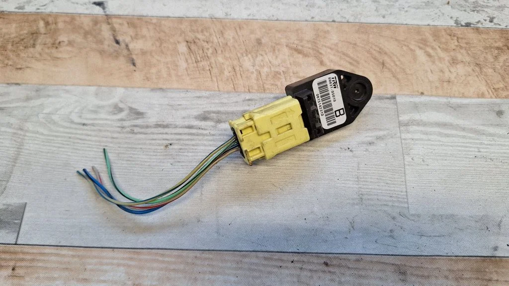 Airbag deployment crash/impact sensor 8983105010