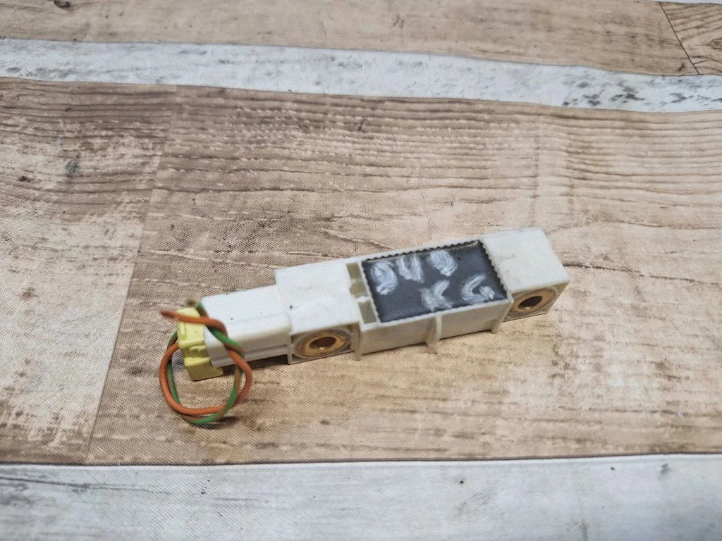 Airbag deployment crash/impact sensor 8651755