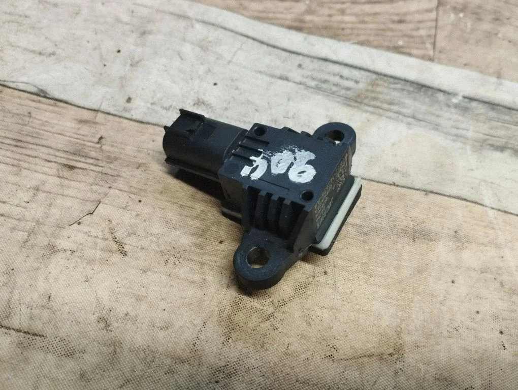 Airbag deployment crash/impact sensor CK5214C676AA
