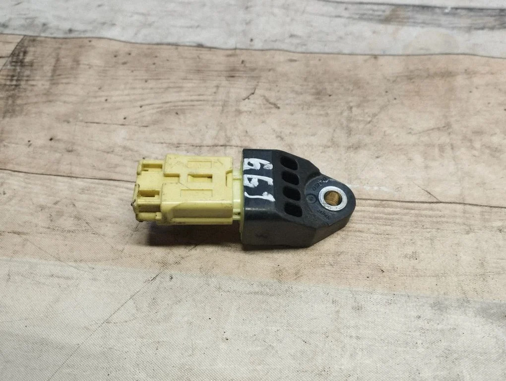 Airbag deployment crash/impact sensor 8983133020