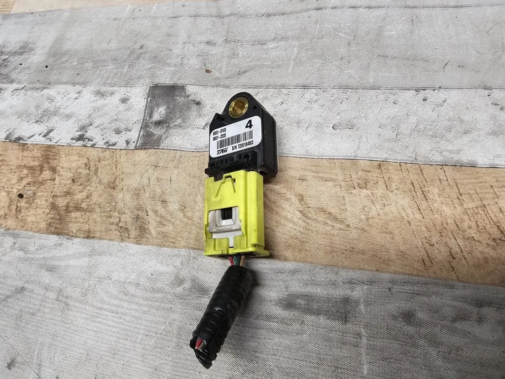 Airbag deployment crash/impact sensor 898310P020