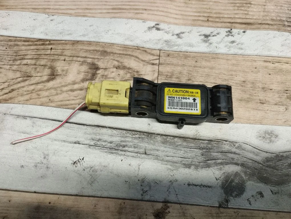 Airbag deployment crash/impact sensor MN141004