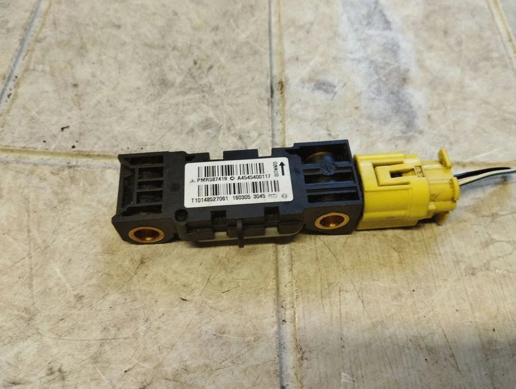 Turvapadja löögiandur PMR587419