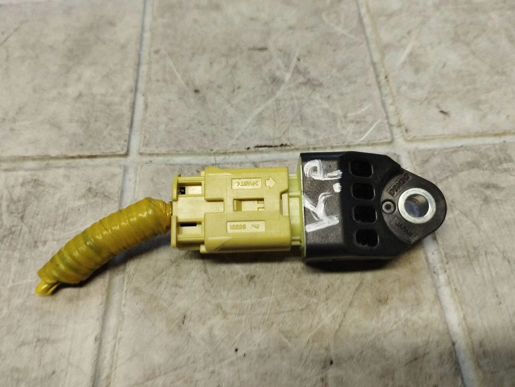 Turvapadja löögiandur – Subaru Outback (2007-2009)