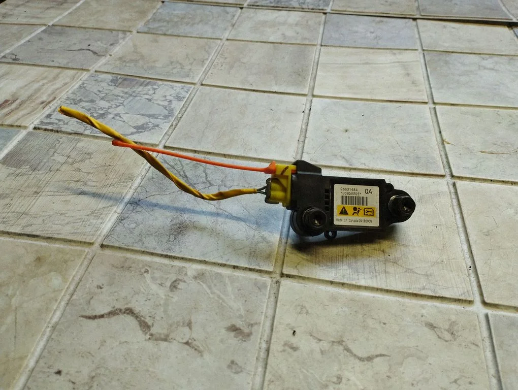 Airbag deployment crash/impact sensor 96631484