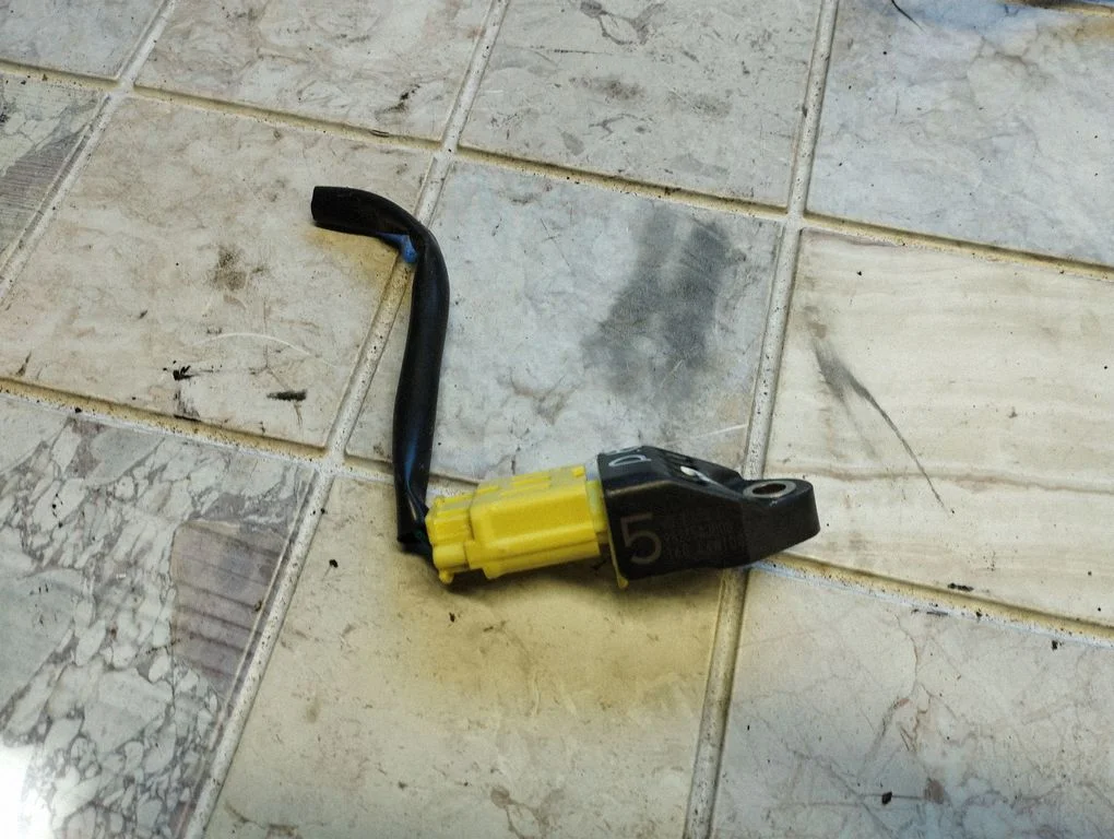 Airbag deployment crash/impact sensor 98235AJ000