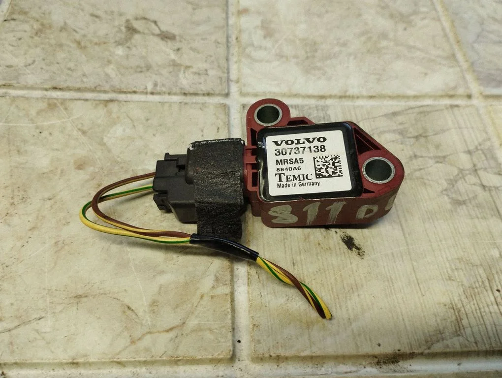 Drošības spilvenu trieciena sensors 30737138