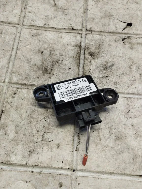 Drošības spilvenu trieciena sensors 09133263