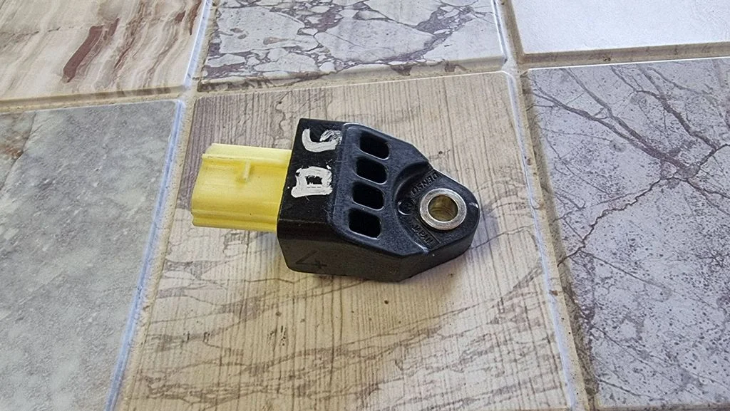 Turvapadja löögiandur 98237AG000