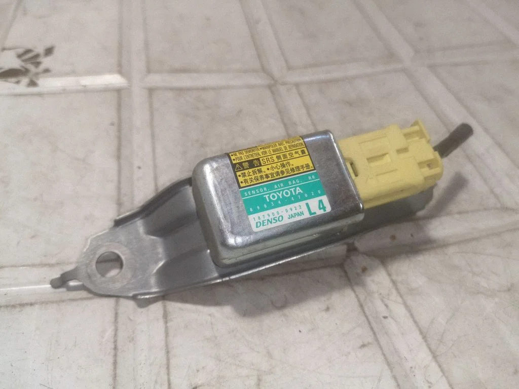 Airbag deployment crash/impact sensor 1879000922