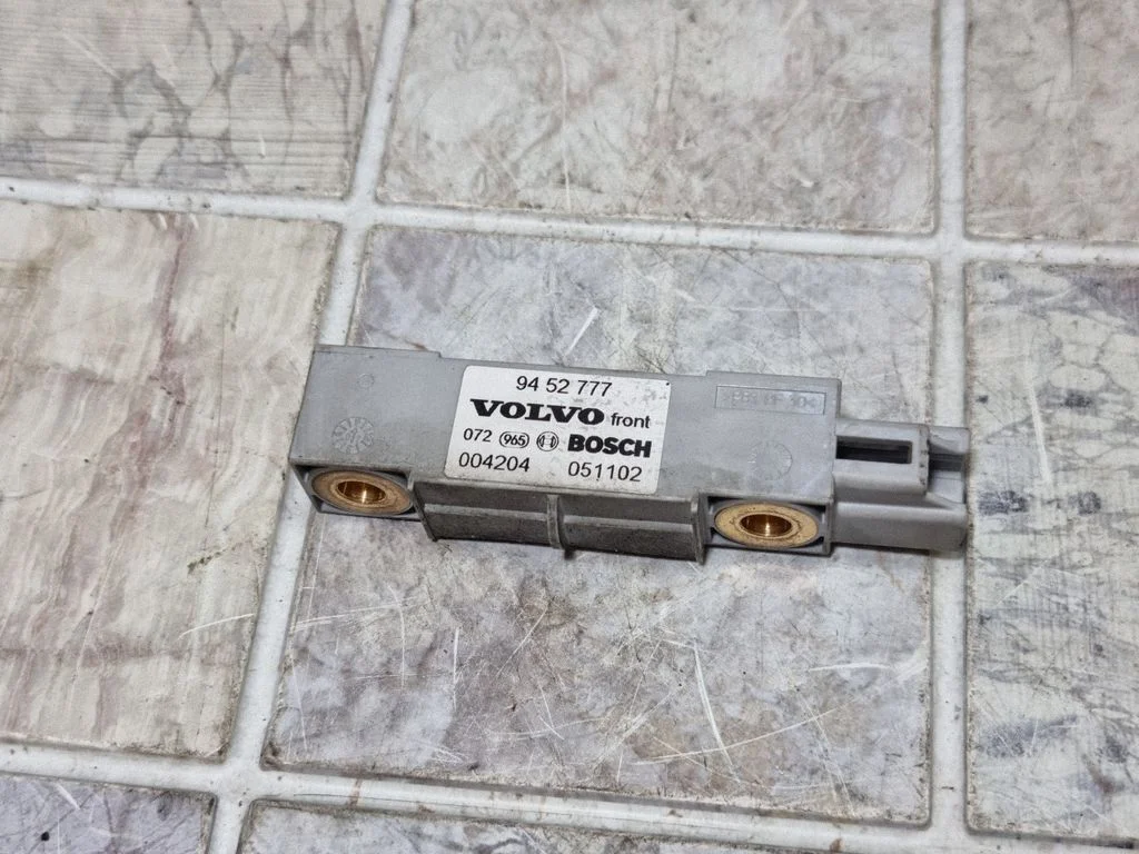 Airbag deployment crash/impact sensor 9452777