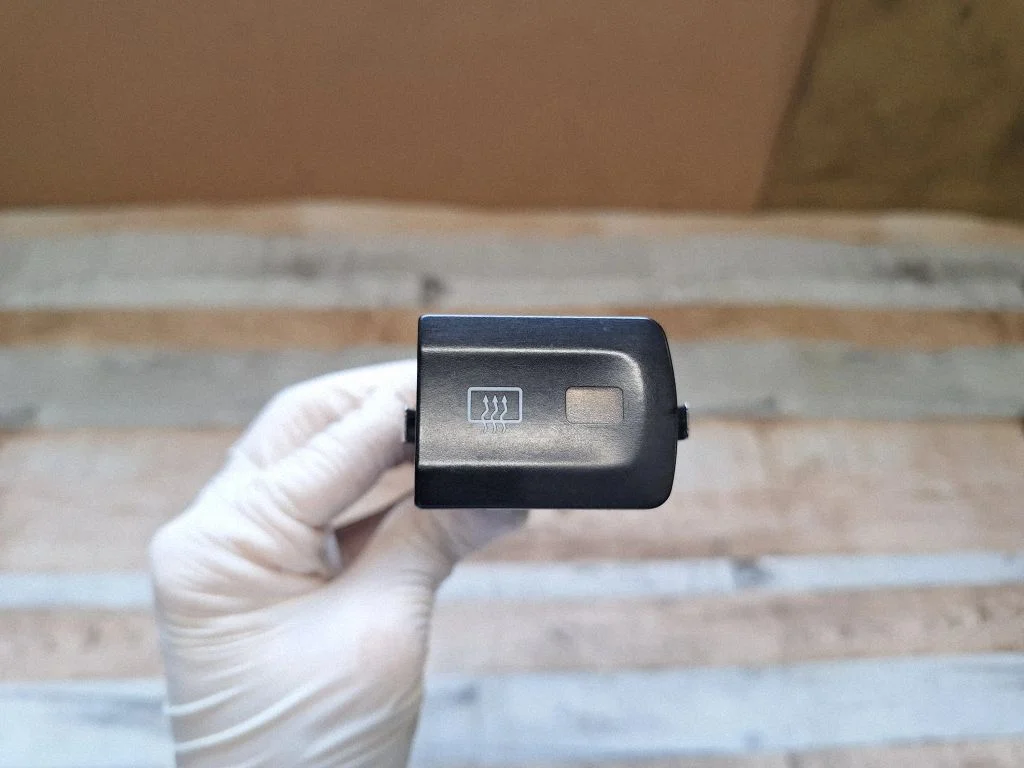 Klaasisoojenduse lüliti – Audi A3 S3 8L (1996-2003)
