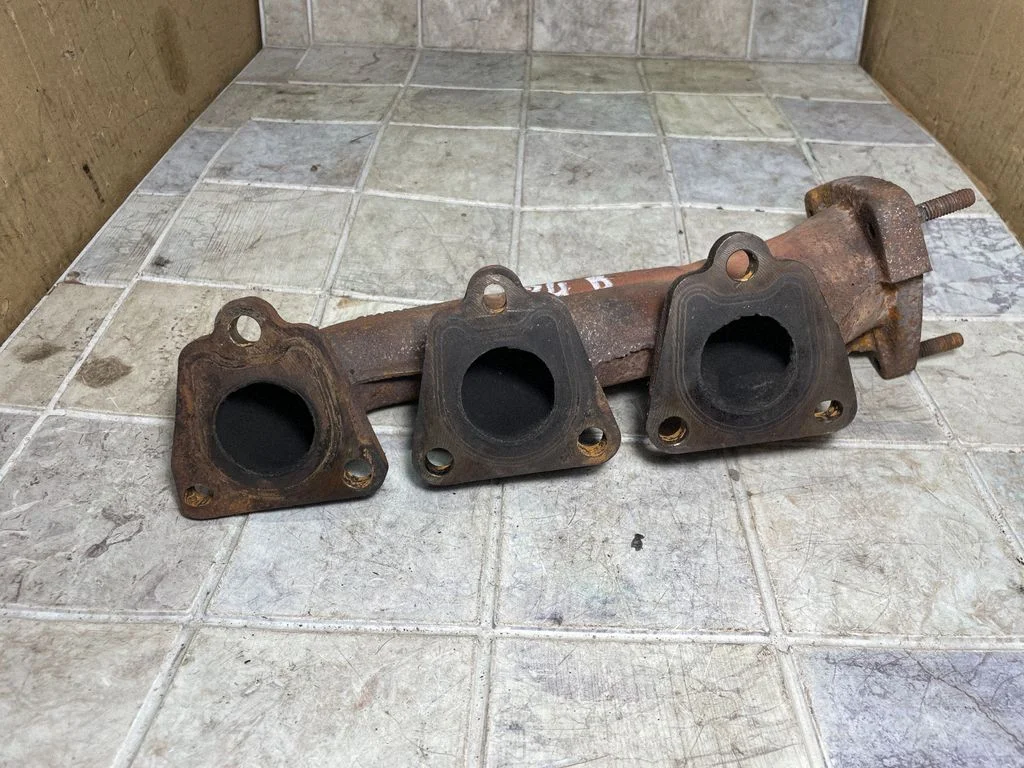 Exhaust manifold 06E253033