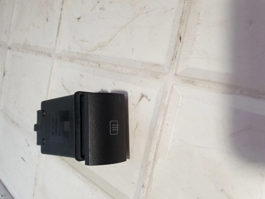 Stikla apsildes slēdzis 6K0959621