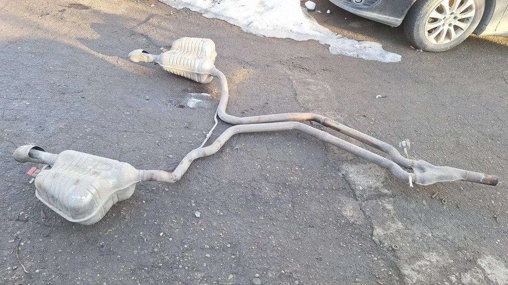 Muffler/silencer