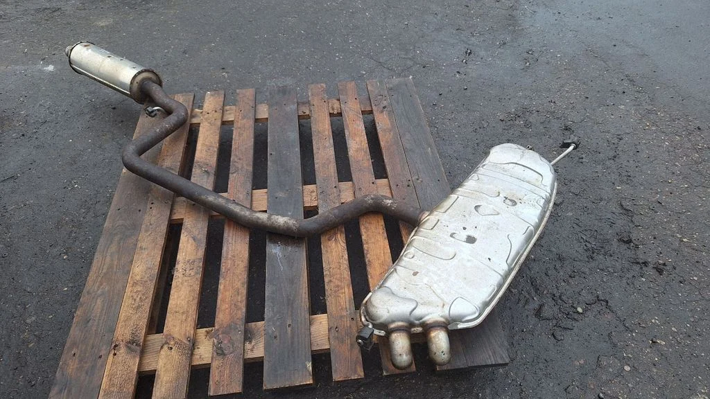 Muffler/silencer