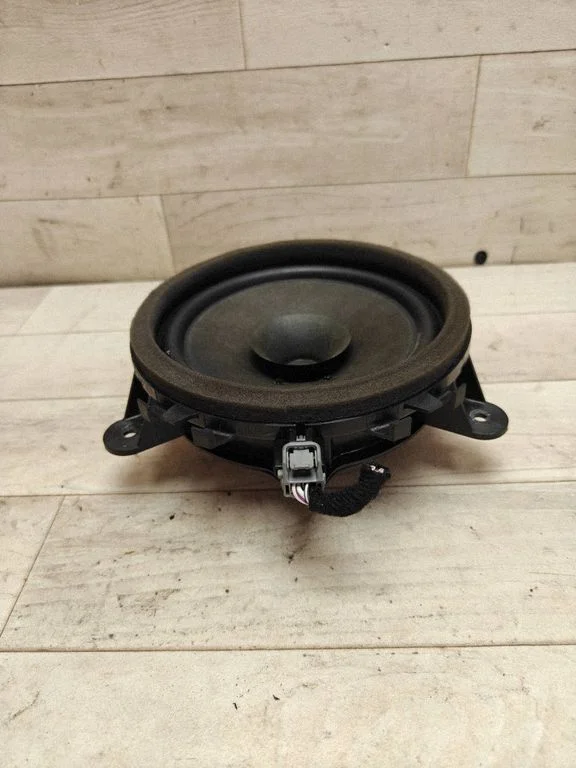 Rear door speaker 30657444