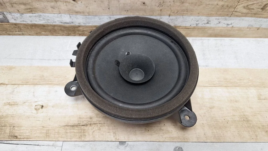 Rear door speaker 30657444